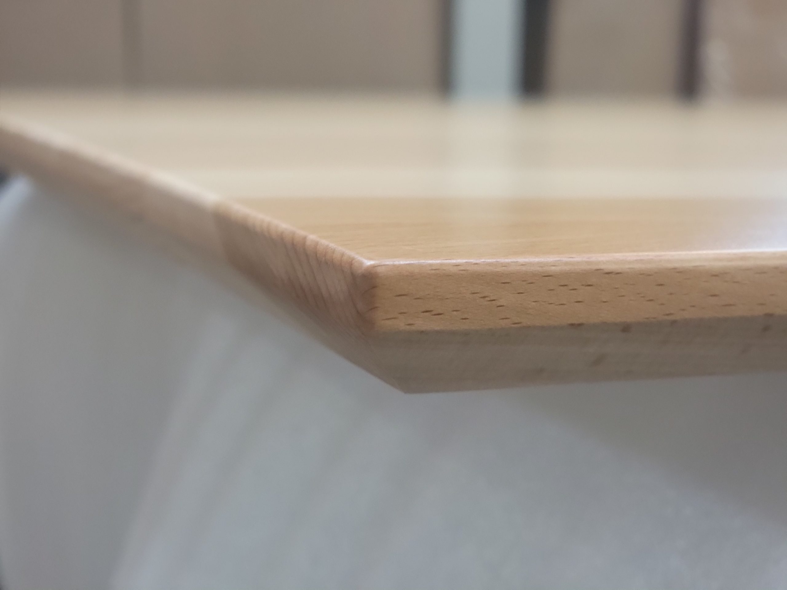 Natural Beech hardwood work surface edge detail